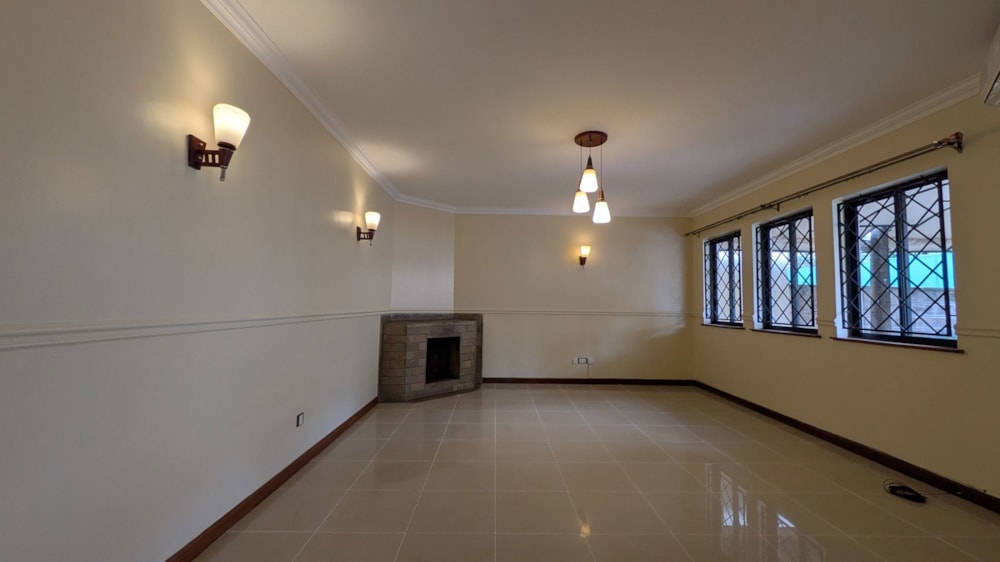Townhouse to rent in Lavington, Kenya - 3KE1732889