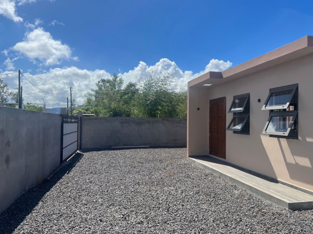 House for sale in Pointe aux Sables, Mauritius - MUR1732899