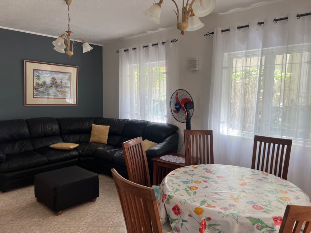 House to rent in Flic en Flac, Mauritius - MUR1732939