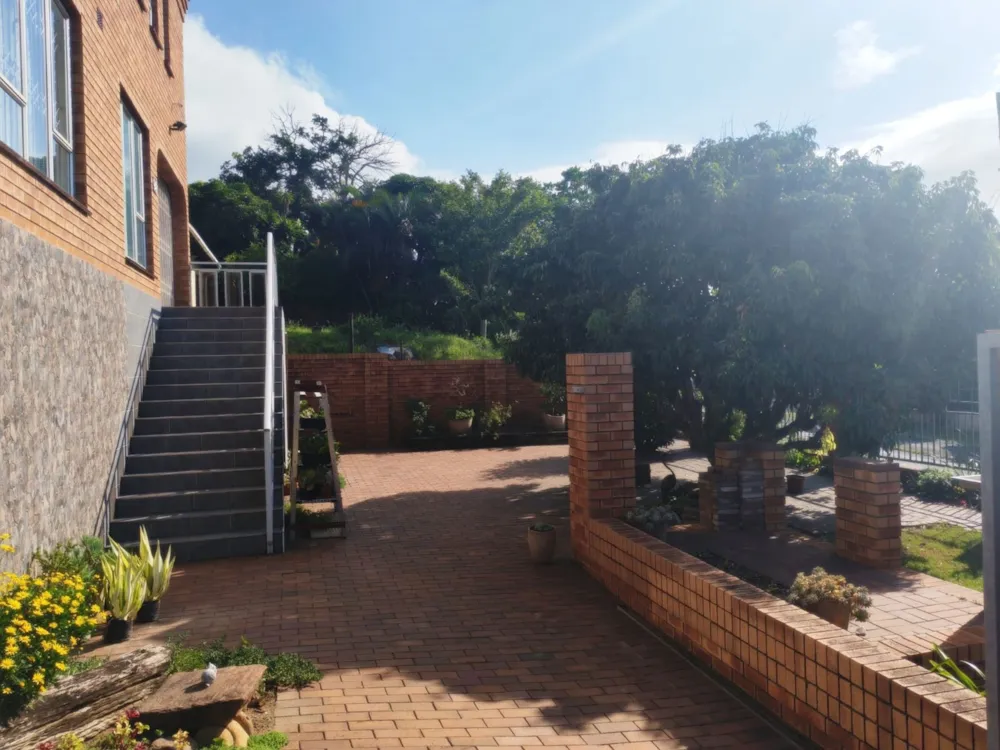 House for sale in Dawncrest, Verulam - 1ND1732986 House for sale in Dawncrest, Verulam - 1ND1732986