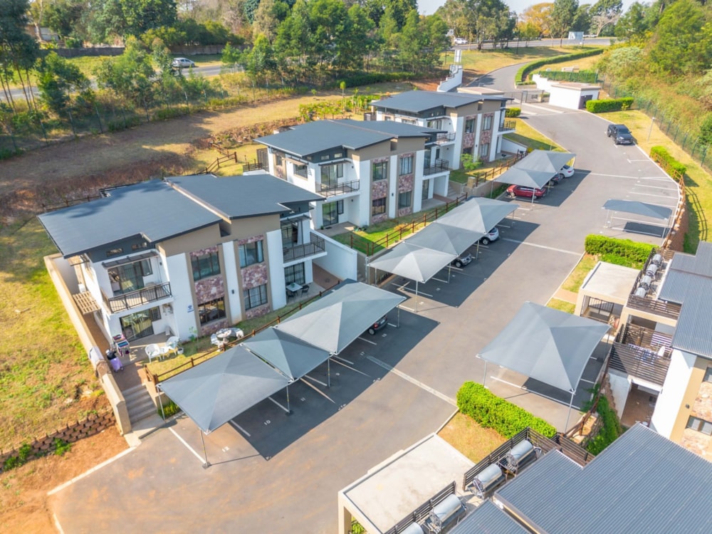 Townhouse for sale in Waterfall, Upper Highway - 1KF1732987