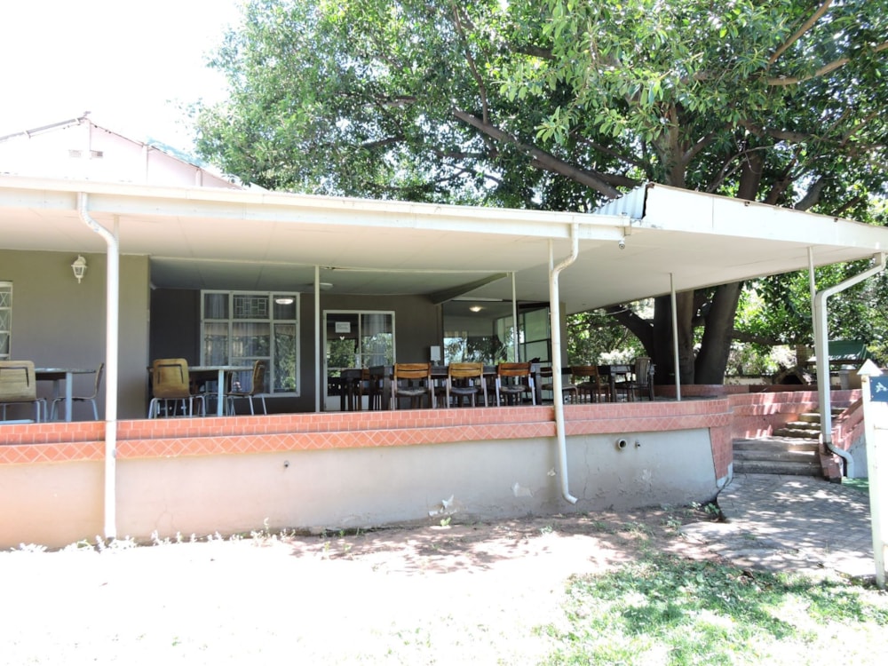 Mixed use farm for sale in Boshoek - 1RU1734281