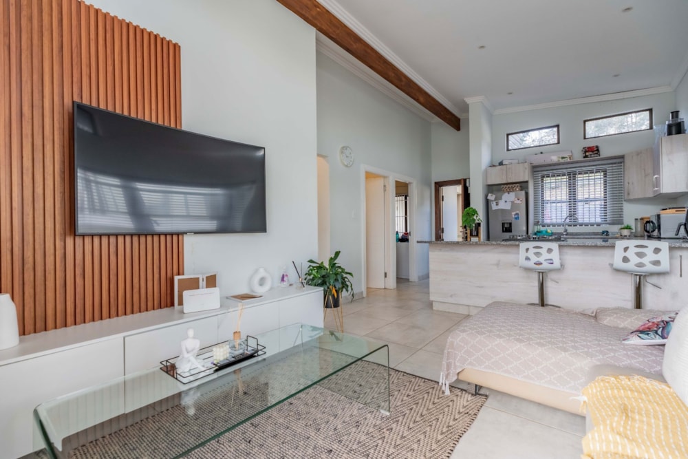 Apartment for sale in Waterfall, Upper Highway - 1KF1732995