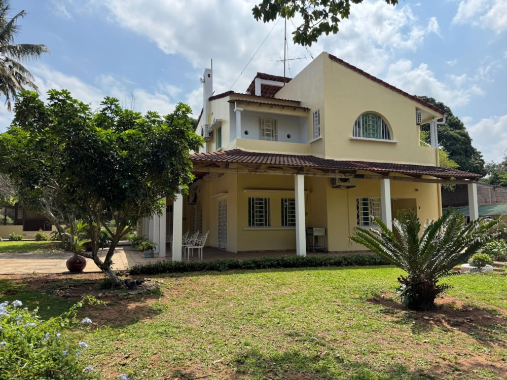 Double-storey house to rent in Matola, Mozambique - 3MQ1733009 Double-storey house to rent in Matola, Mozambique - 3MQ1733009