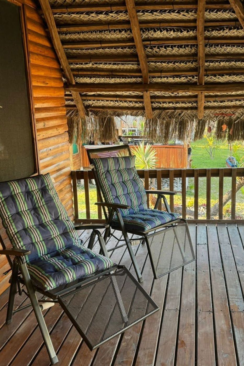 Beachfront villa for sale in Morrumbene, Mozambique - 3MQ1733045