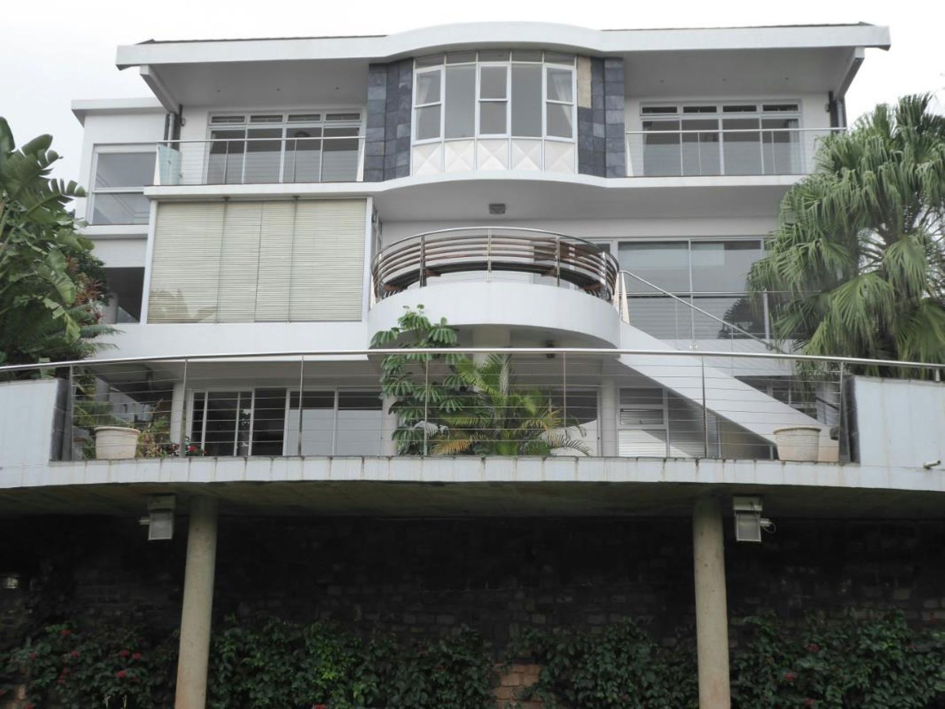 Multi-storey house to rent in Glenwood, Durban - 1DA1733195