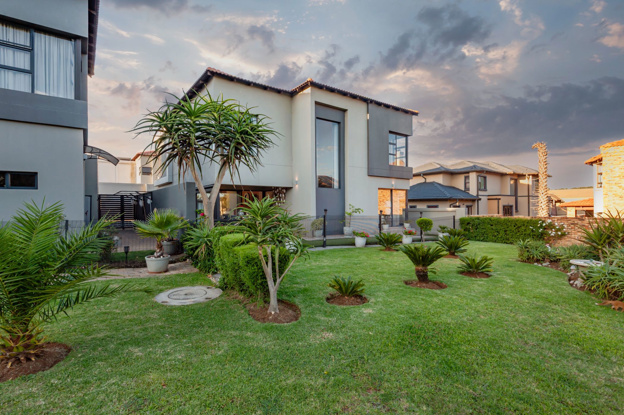 House for sale in Aspen Hills - 1GV1733114