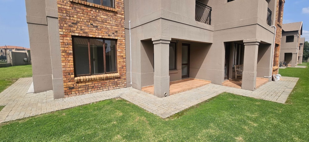 Apartment to rent in Helderwyk Estate - 1BJ1733115 Apartment to rent in Helderwyk Estate - 1BJ1733115