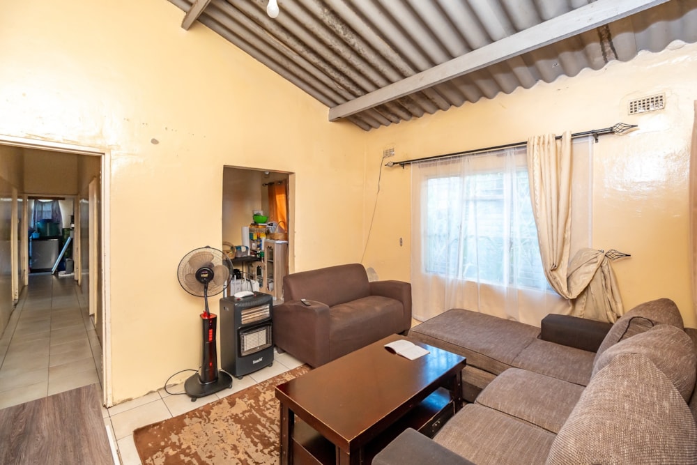 House for sale in Sunningdale, Zimbabwe - 3ZB1733129