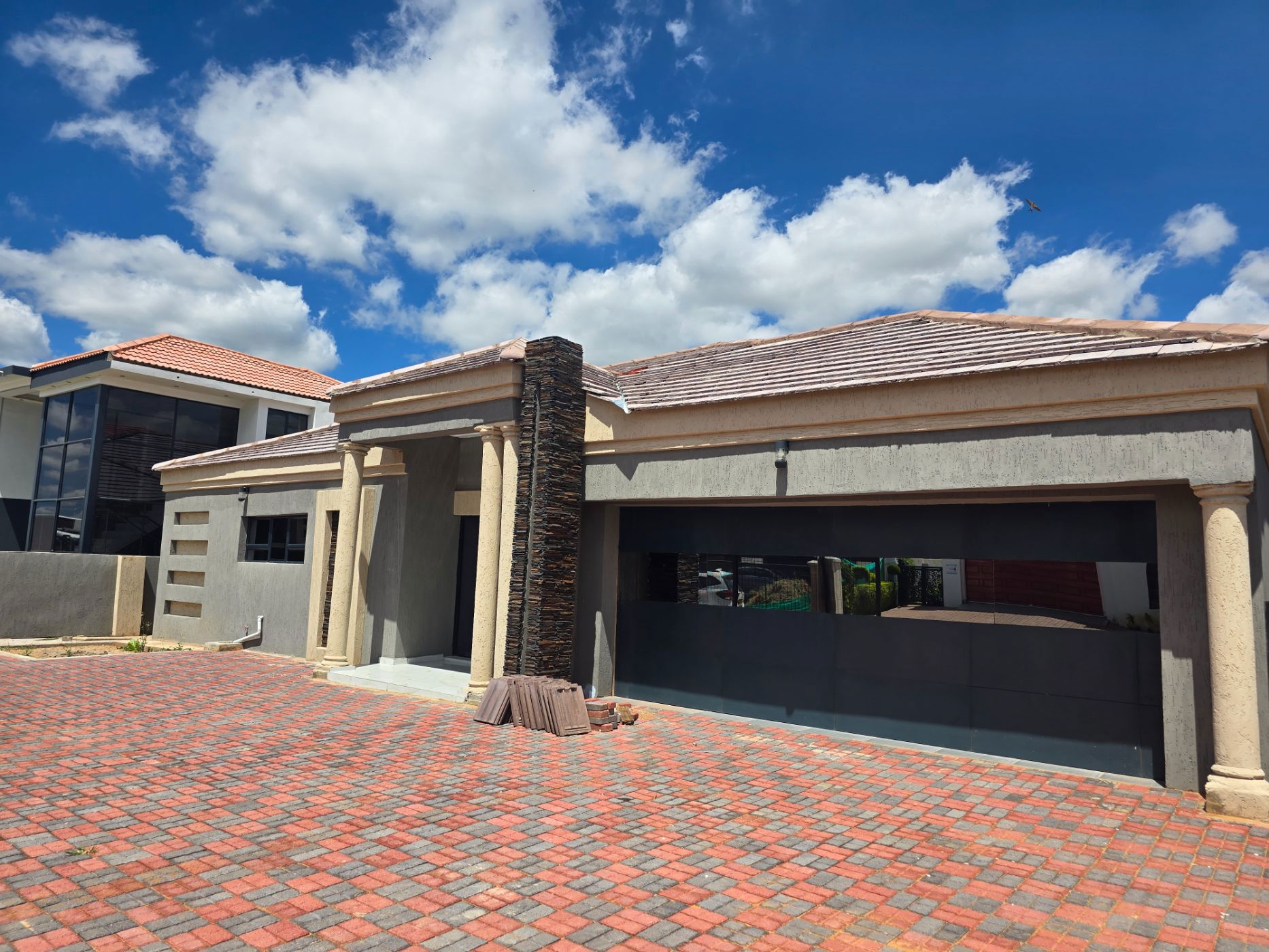 House for sale in Phakalane, Botswana - 3BO1733140