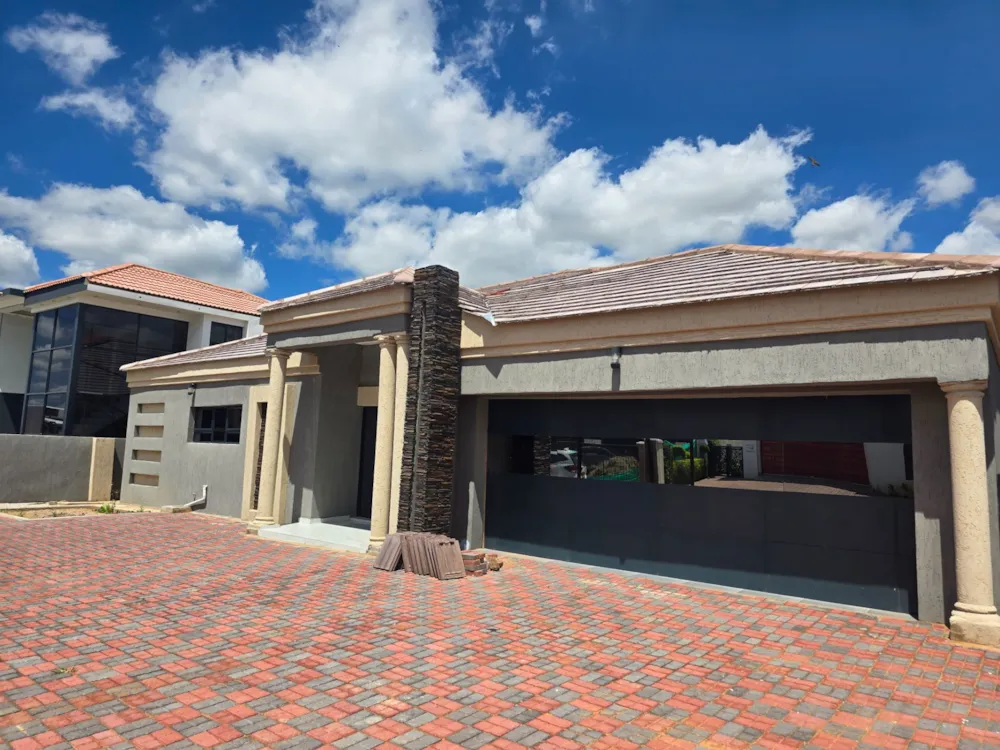 House for sale in Phakalane, Botswana - 3BO1733140 House for sale in Phakalane, Botswana - 3BO1733140