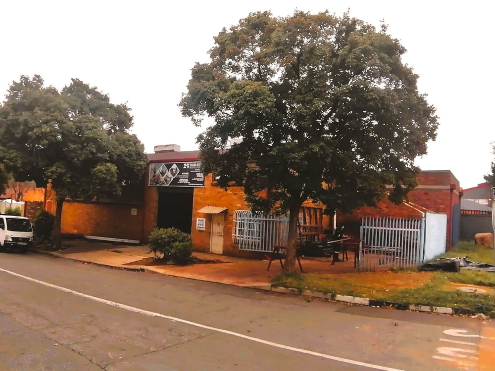 Commercial industrial property to rent in Booysens Reserve - 1GV1734911