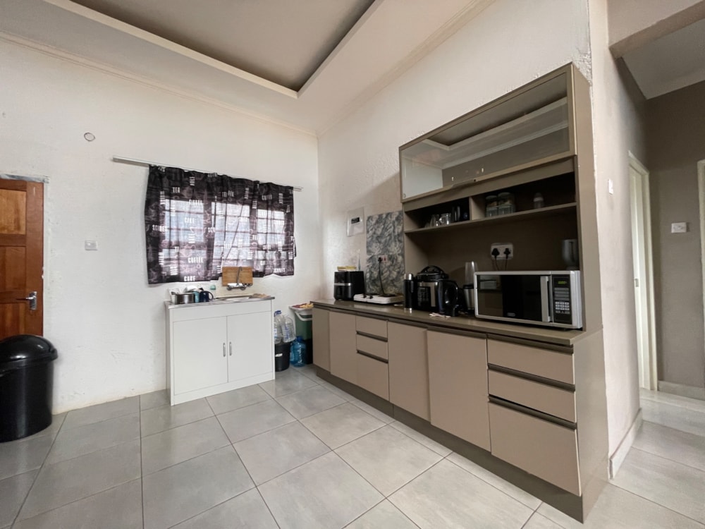 Single-storey cluster for sale in Jwaneng, Southern District, Botswana - 3BO1733187