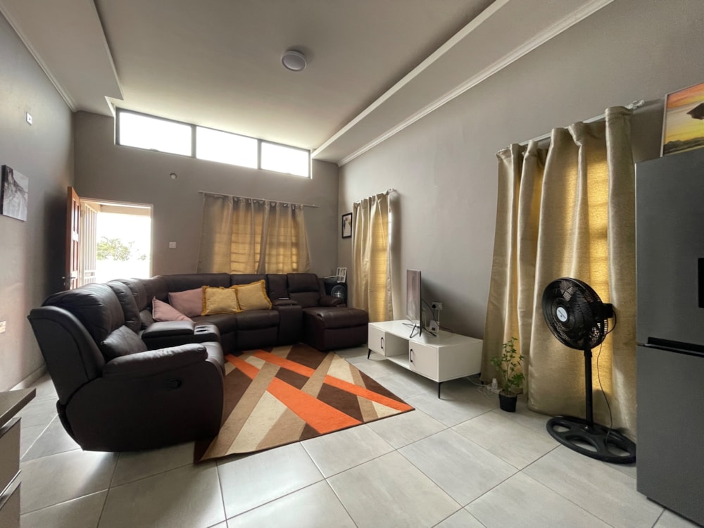 Single-storey cluster for sale in Jwaneng, Southern District, Botswana - 3BO1733187