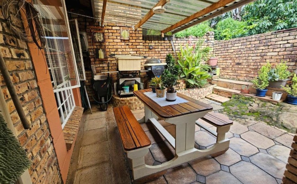 House for sale in Mbombela Ext 22 (Nelspruit Ext 22) - 1NS1733254