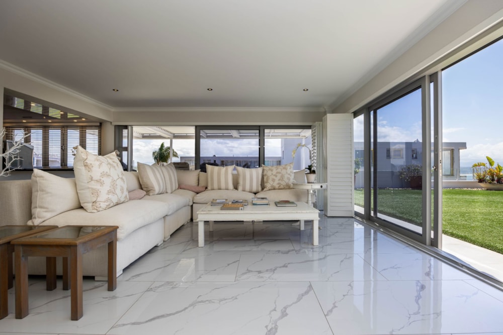 Penthouse apartment to rent in Plettenberg Bay - 1KG1733287 Penthouse apartment to rent in Plettenberg Bay - 1KG1733287
