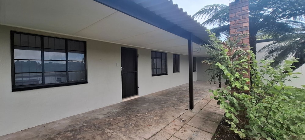 Garden cottage to rent in Bothas Hill - 1KF1735314