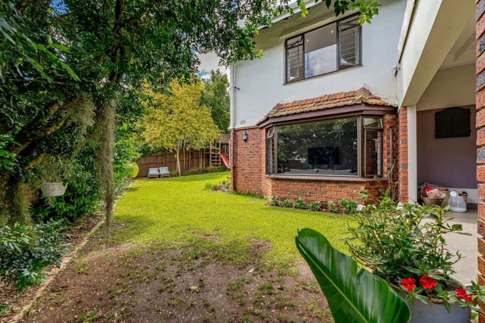 Townhouse let in Hillcrest, Upper Highway - 1KF1733288