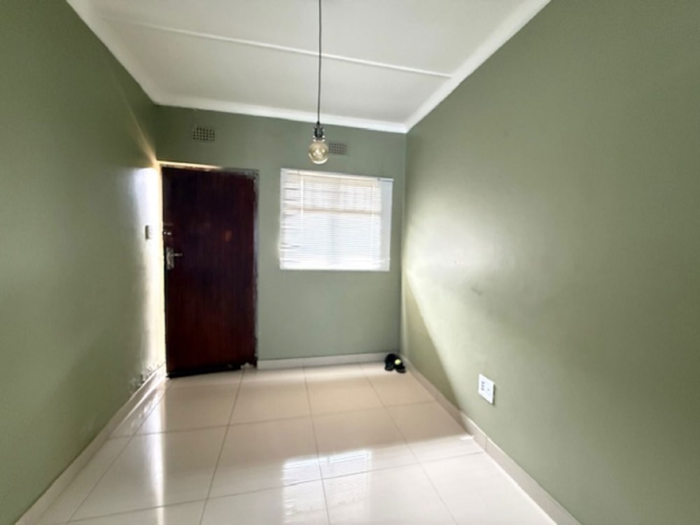 Apartment for sale in Fairview, Empangeni - 1RY1733295 Apartment for sale in Fairview, Empangeni - 1RY1733295