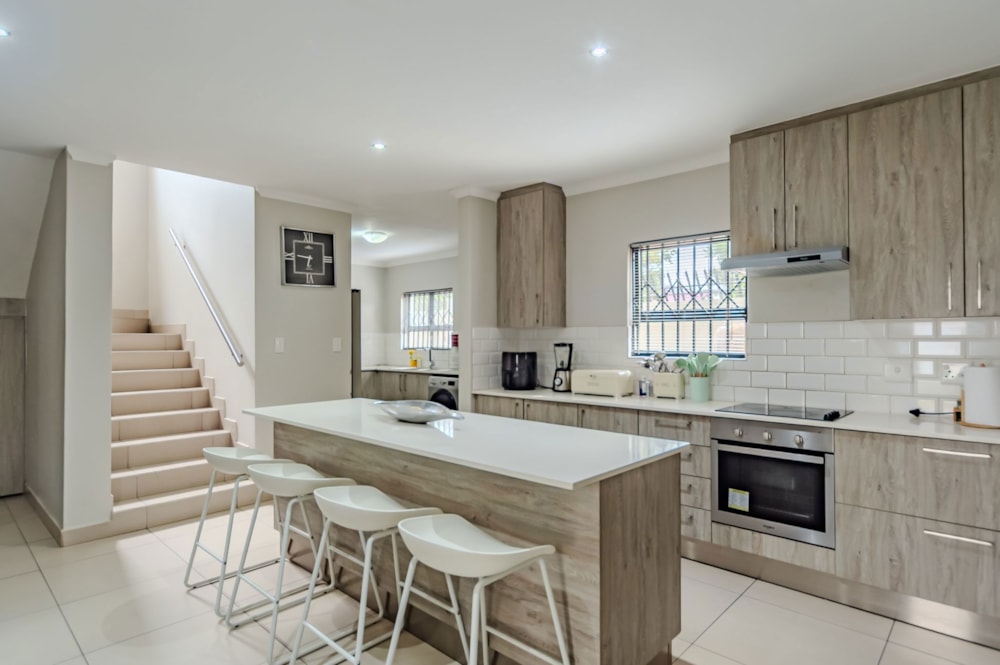 Double-storey house for sale in Celtisdal - CN1733350 Double-storey house for sale in Celtisdal - CN1733350