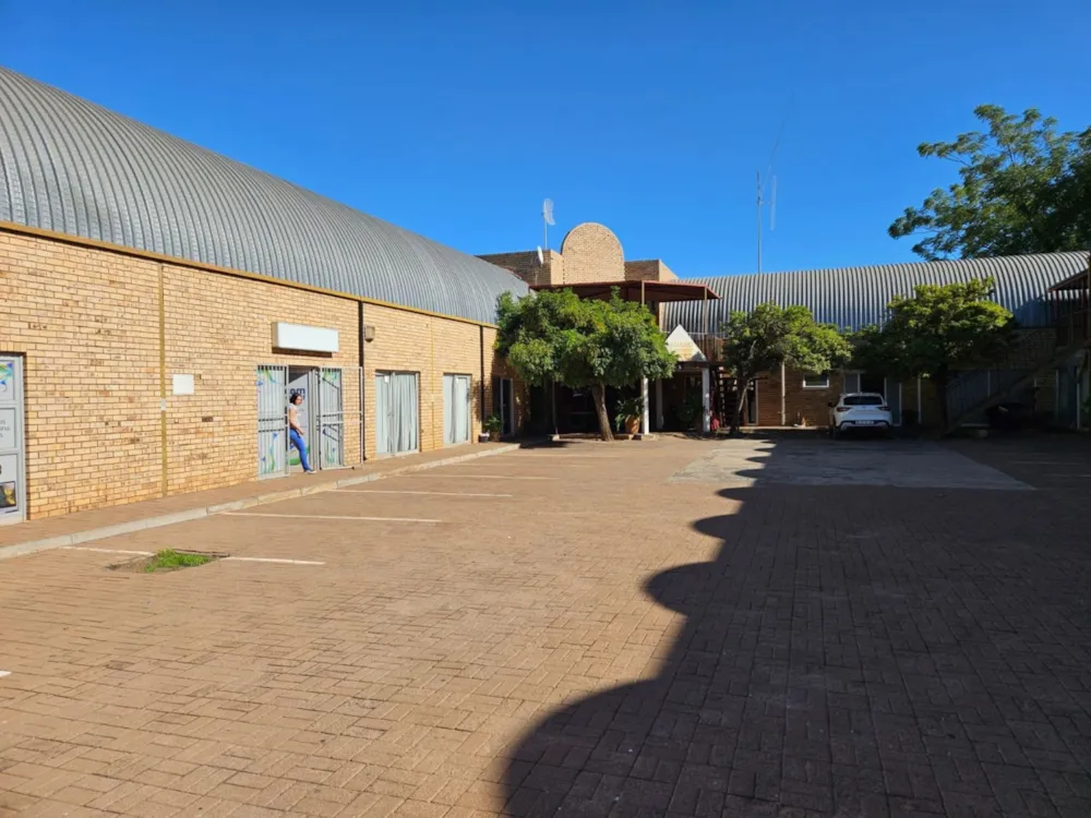 Bed & breakfast for sale in Kuruman - 1RN1733415 Bed & breakfast for sale in Kuruman - 1RN1733415