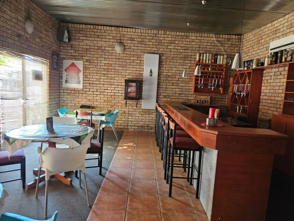 Bed & breakfast for sale in Kuruman - 1RN1733415 Bed & breakfast for sale in Kuruman - 1RN1733415