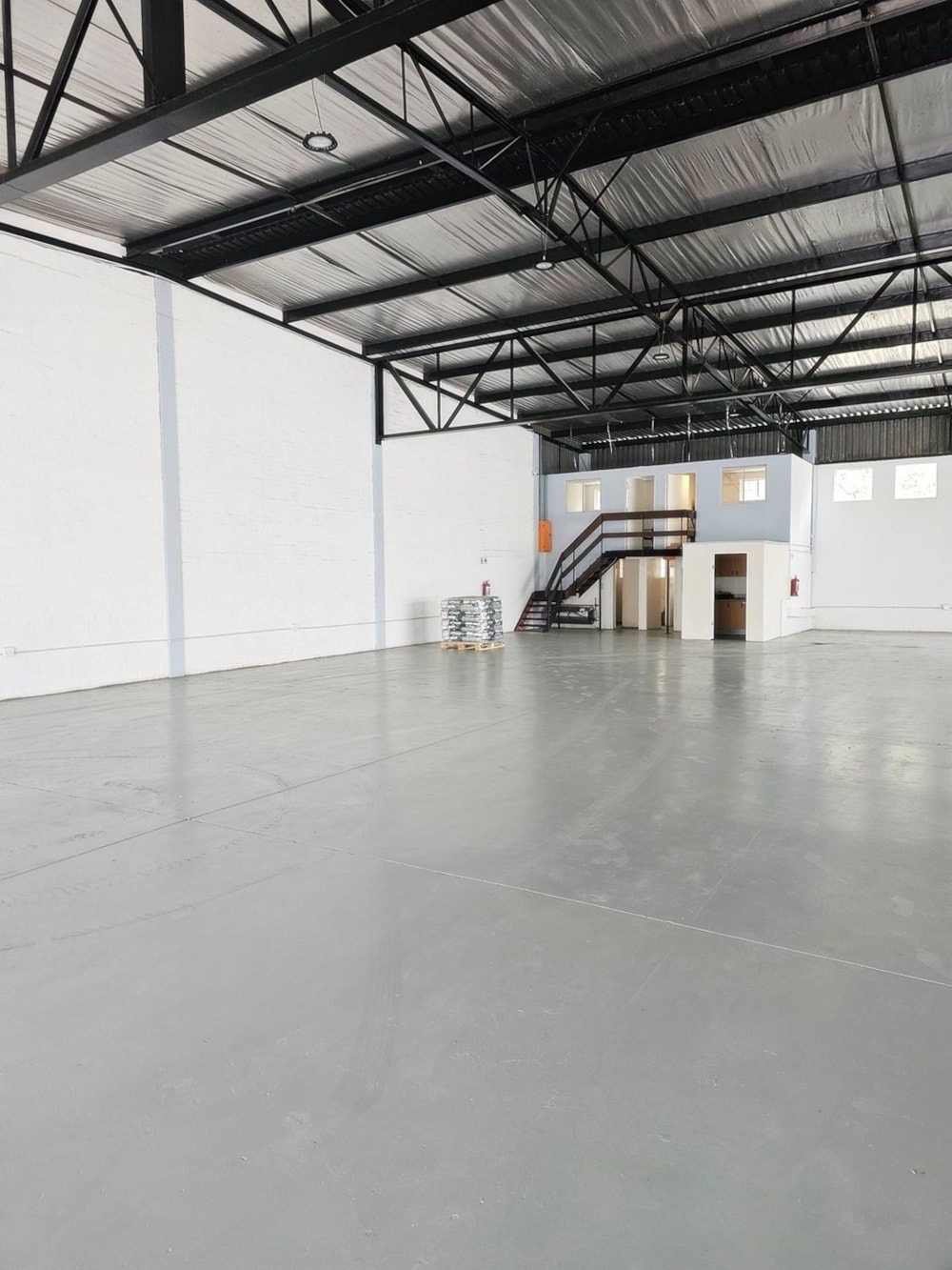 Commercial Building to rent in Briardene - 1ND1733421 Commercial Building to rent in Briardene - 1ND1733421