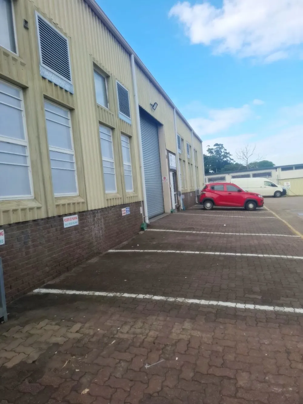 Commercial Building to rent in Briardene - 1ND1733429 Commercial Building to rent in Briardene - 1ND1733429