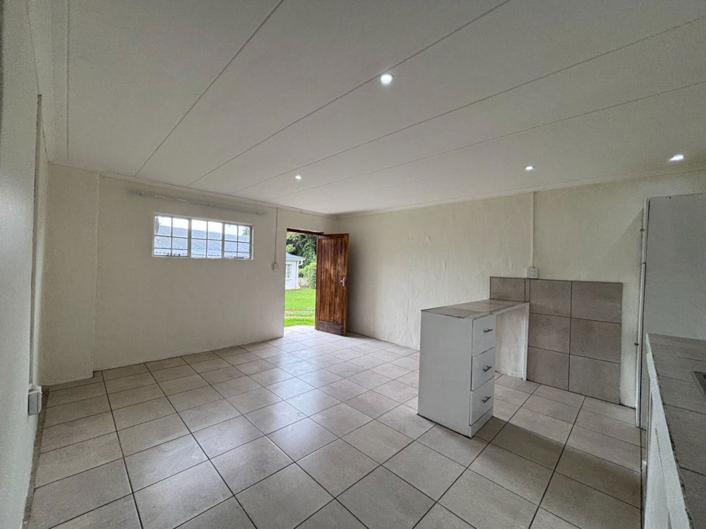 House let in Underberg - 1UB1733430