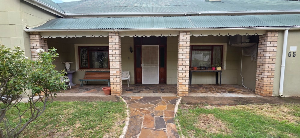 House for sale in Cradock - 1KK1733458 House for sale in Cradock - 1KK1733458