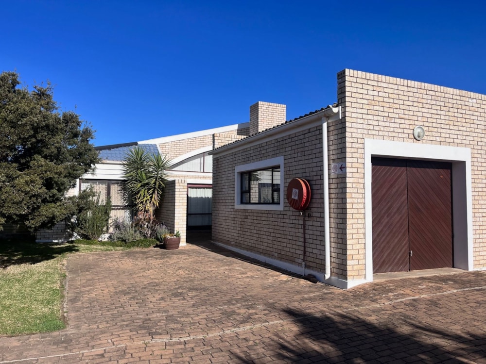 Townhouse to rent in Ou Dorp - 1JF1733477 Townhouse to rent in Ou Dorp - 1JF1733477