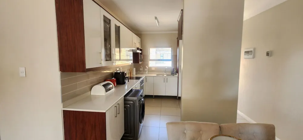 Apartment to rent in Heuwelsig, Kimberley - 1KJ1753966