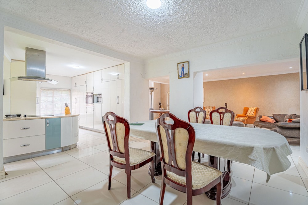 Double-storey house for sale in President Park - MR1733710