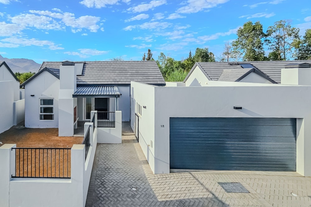 House to rent in Paarl - TKL1733538 House to rent in Paarl - TKL1733538