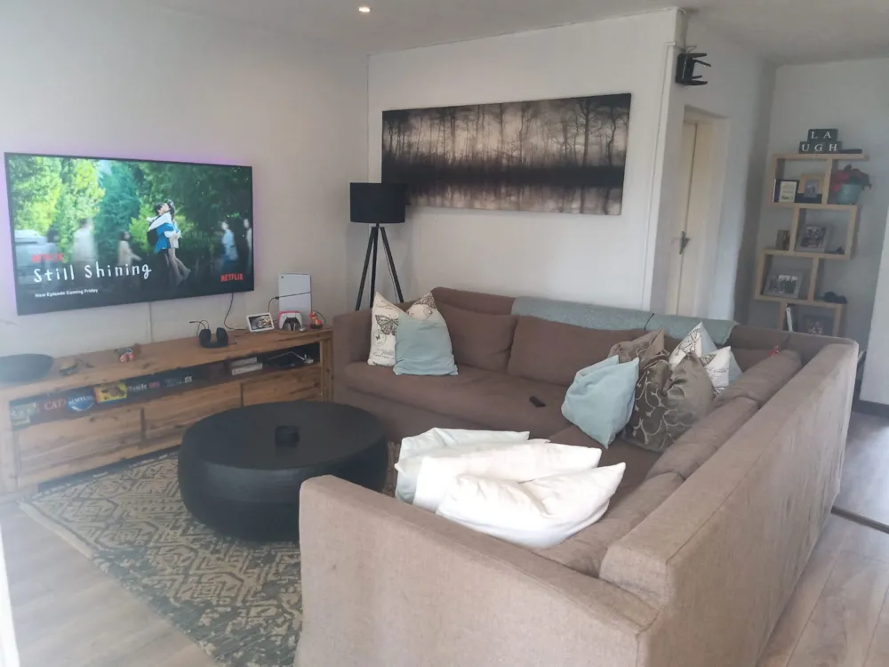 Apartment to rent in Sunninghill Gardens - FYL1753770 Apartment to rent in Sunninghill Gardens - FYL1753770