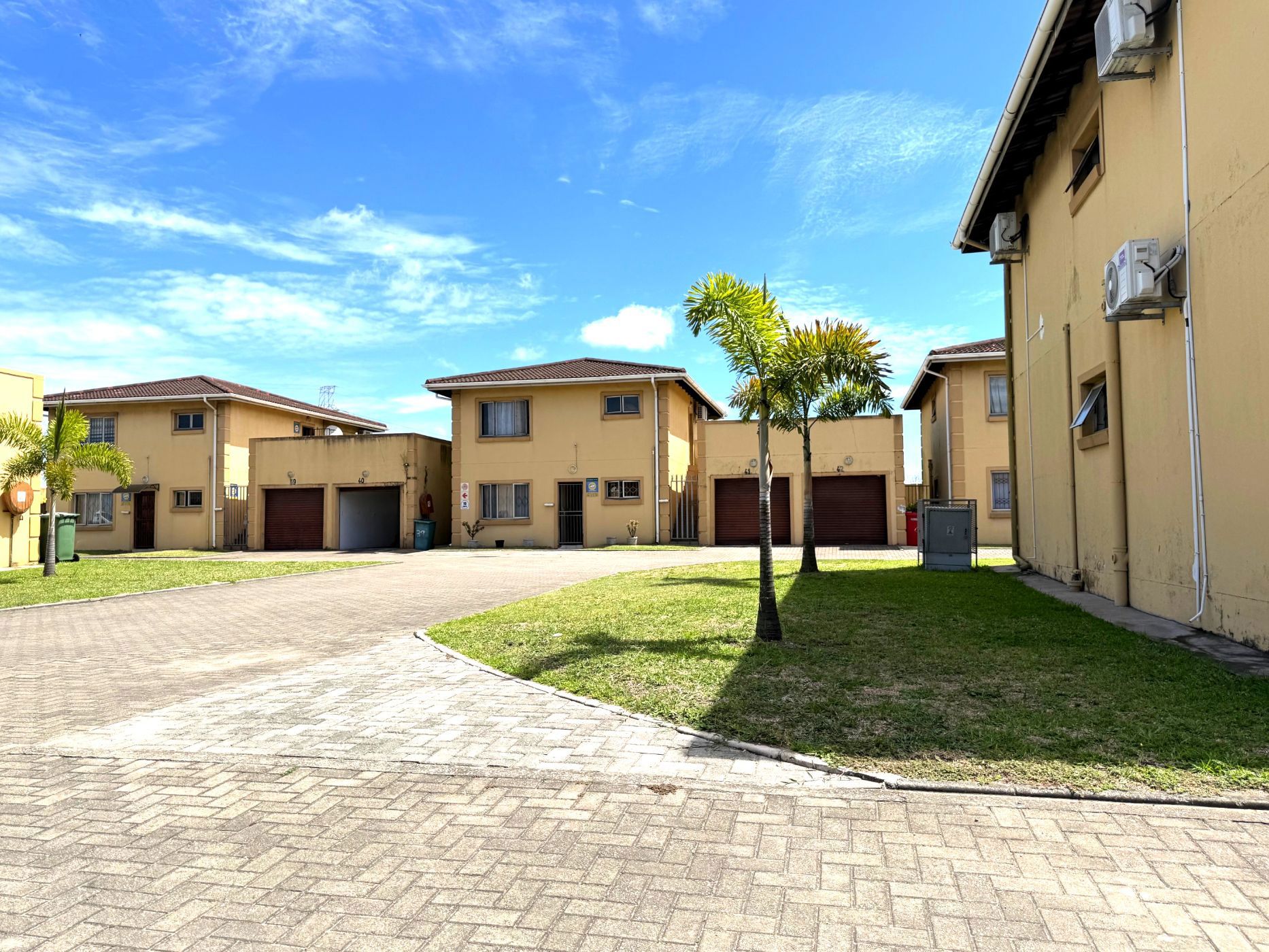 Apartment for sale in Veldenvlei - 1RY1733575