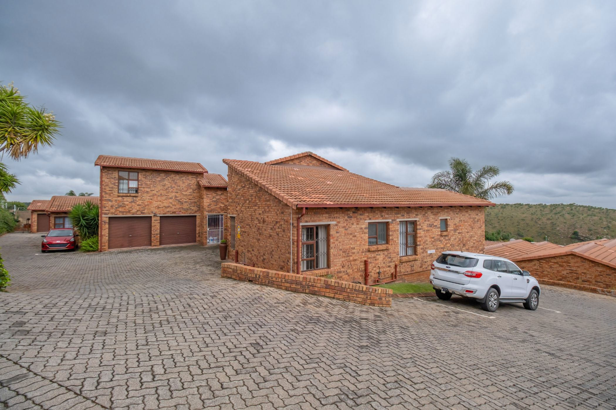 Townhouse for sale in Rangeview - 1KR1733593