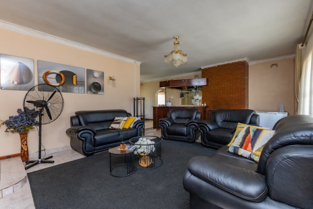 House for sale in Avonlea, Zimbabwe - 3ZB1733725