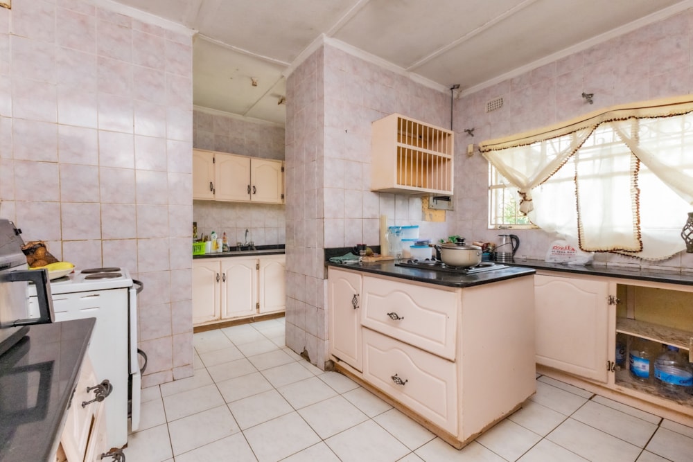 House for sale in Avonlea, Zimbabwe - 3ZB1733725