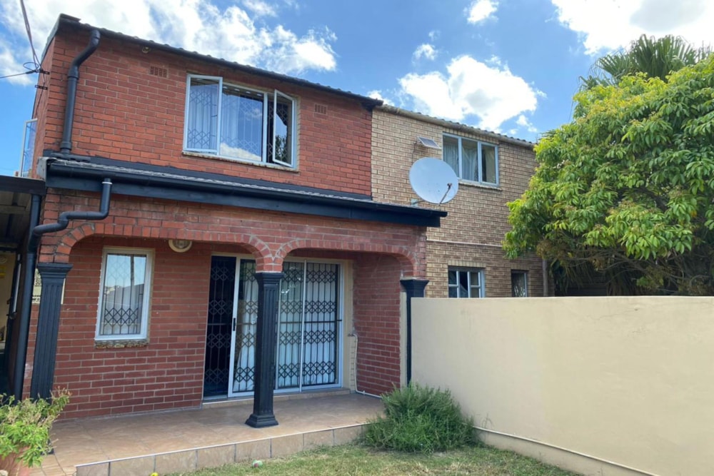 House for sale in Westcliff, Chatsworth - 1WP1733599