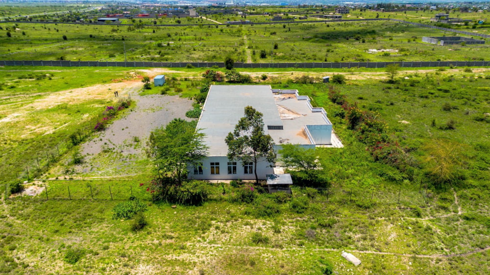 Commercial vacant land for sale in Athi River, Kenya - 3KE1743202 Commercial vacant land for sale in Athi River, Kenya - 3KE1743202
