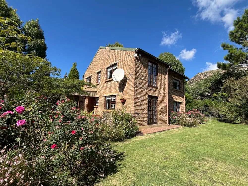 Double-storey house sold in Clarens - 1CS1733640 Double-storey house sold in Clarens - 1CS1733640