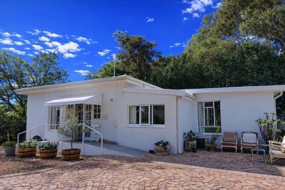 Cottage for sale in Wesbank, Oudtshoorn - 1OU1733969