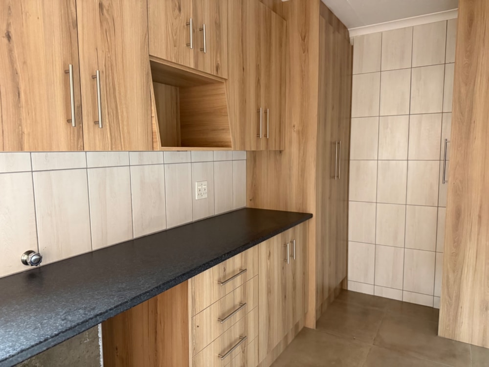 Security complex home for sale in Model Park - 1WD1733680 Security complex home for sale in Model Park - 1WD1733680