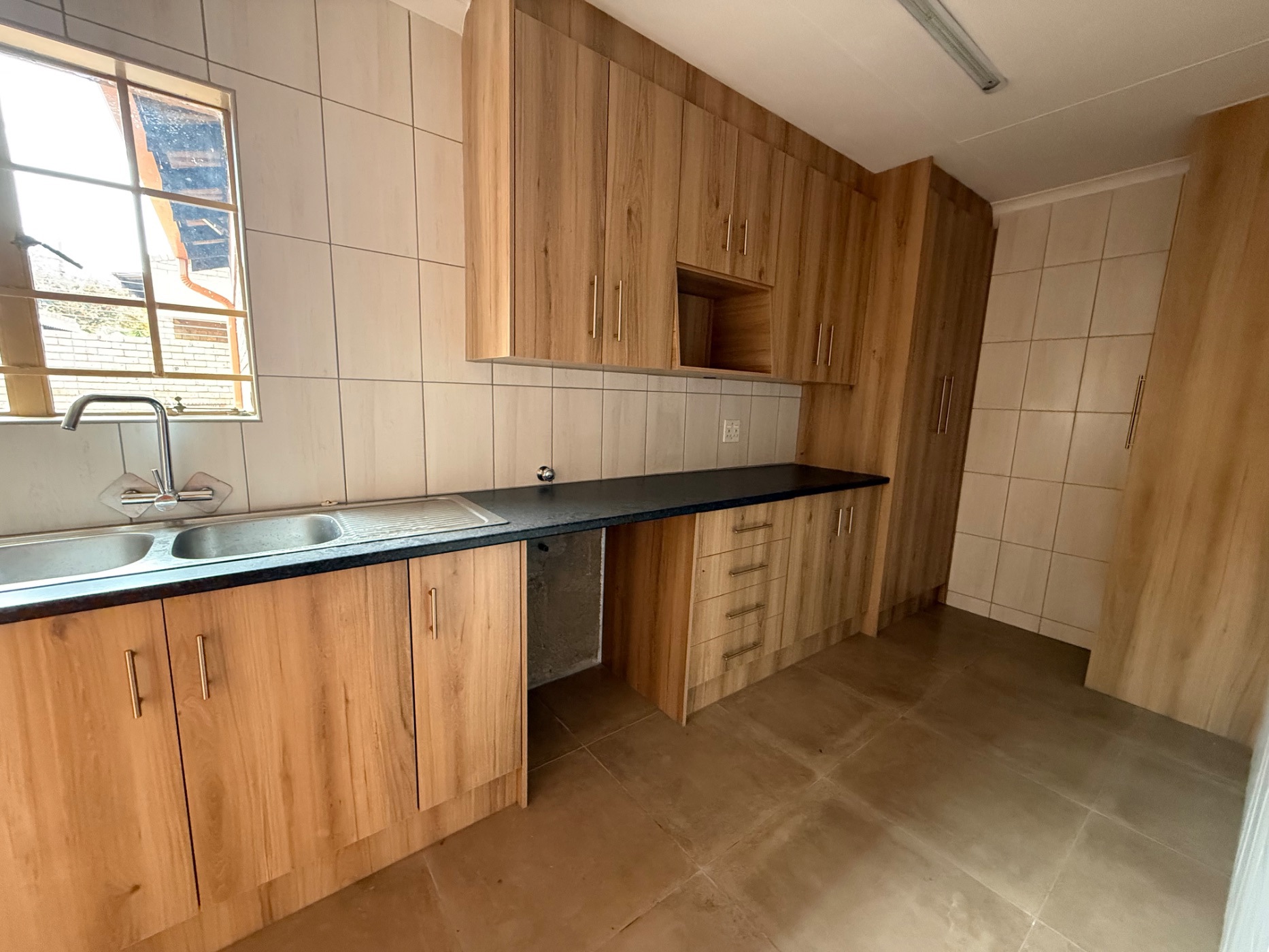 Security complex home for sale in Model Park - 1WD1733680