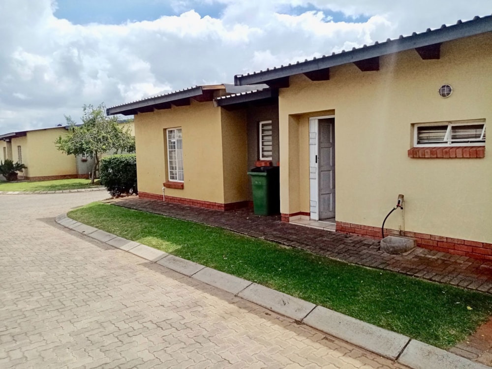 House for sale in Waterval East - 1RU1733691