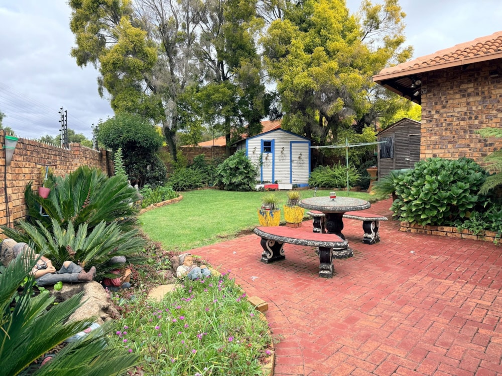 Townhouse for sale in Gholfsig - 1MD1733848