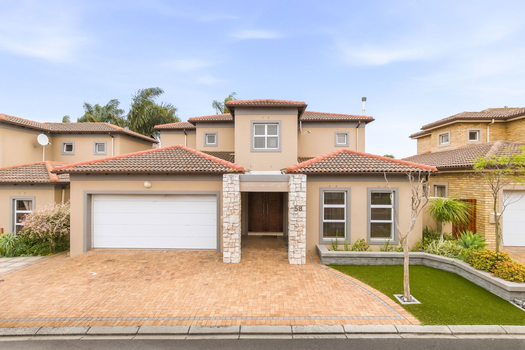 House to rent in Protea Heights - 1BC1733860