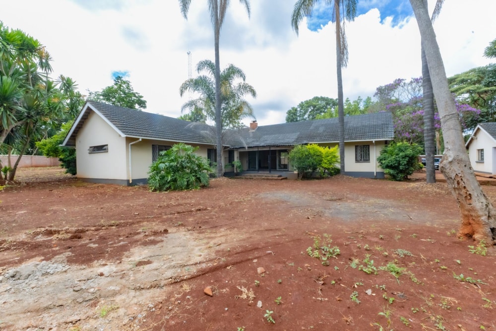 House for sale in Borrowdale, Zimbabwe - 3ZB1733858 House for sale in Borrowdale, Zimbabwe - 3ZB1733858