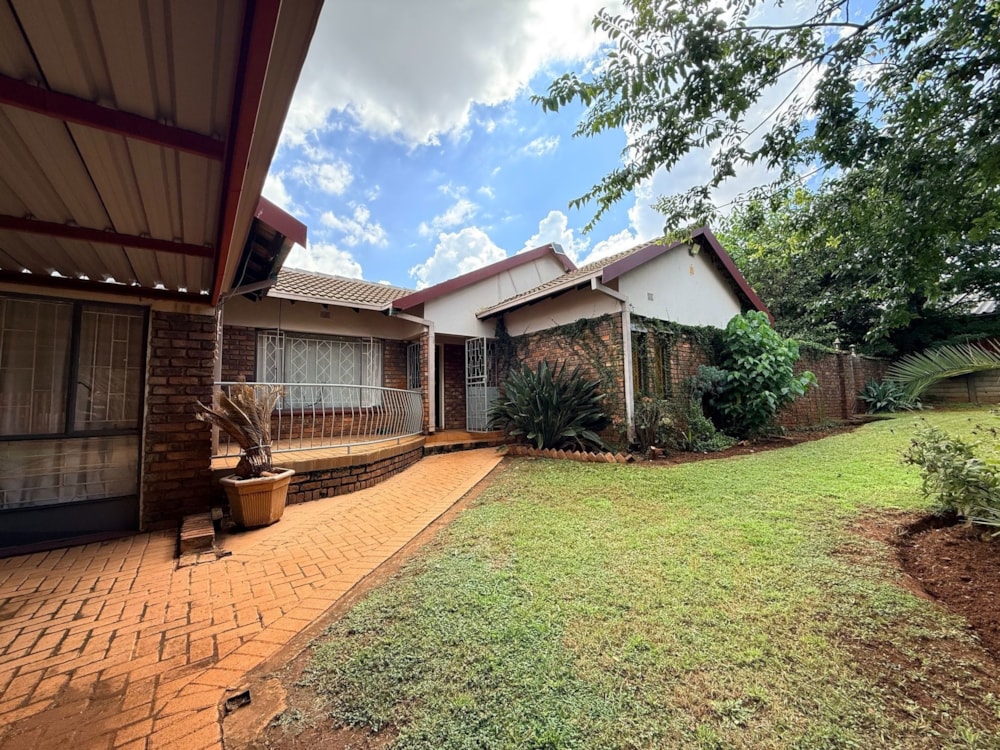 House for sale in Dennesig, Middelburg, Mpumalanga - 1MD1734246 House for sale in Dennesig, Middelburg, Mpumalanga - 1MD1734246